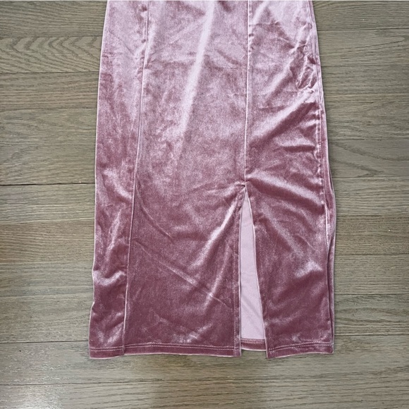 NWT Urban Outfitters Andria Velvet Bodycon Dress Size XS - Picture 15 of 15